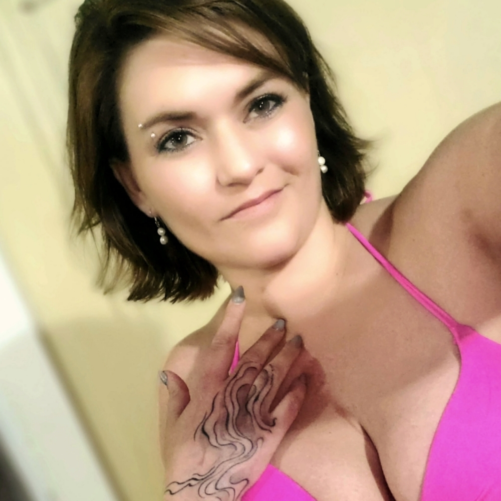 Meet your Posher, Tonya